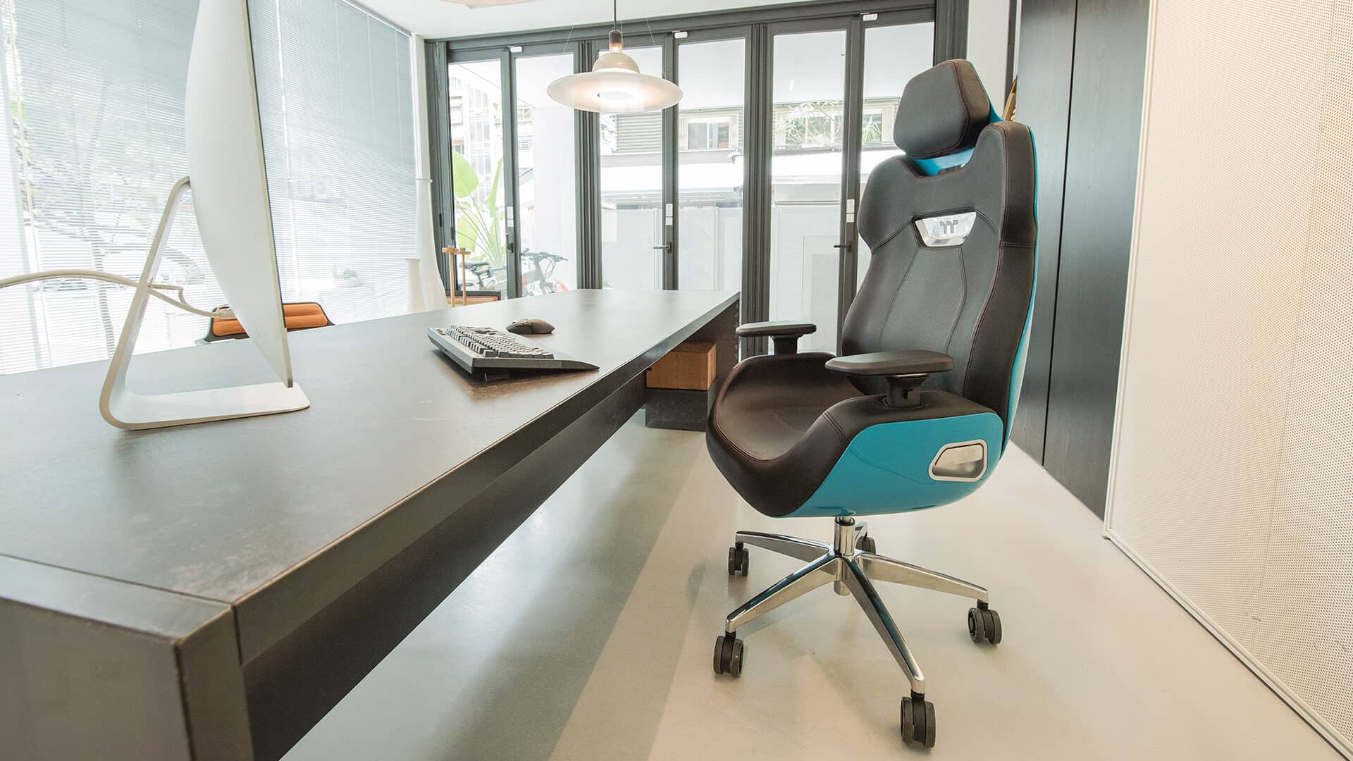 Image of chair E700 - view 6